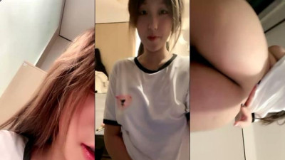  겉모습이 달콤한 미모의 소녀!대척도 자위쇼!옷을 걷어 올리고, 젖꼭지를 떼고, 손가락을 꼬고, 달걀을 흔들어 구멍에 쑤셔 넣습니다.