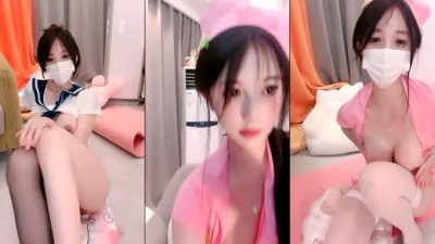  화서야 (소녀 코코넛) 폭유혈 왕홍 여신!학생 간호사 스타일링!허리를 비틀고 엉덩이를 흔들며 유혹하고, 흰머리의 긴 다리, 검은 소의 깨끗한 혈을 진동시킵니다.