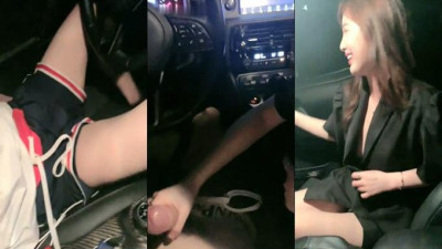  비주얼 동생 밤 야외차에서 구타하고 꺼내서 JJ 핥고 핑크 젖꼭지 새는 거 되게 유혹적이고 좋아 놓치지 마